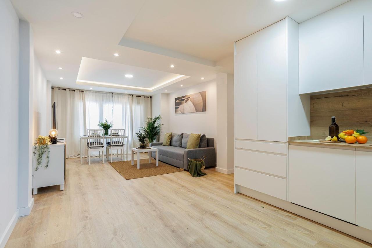 Genesis Apartment In Мадрид Экстерьер фото