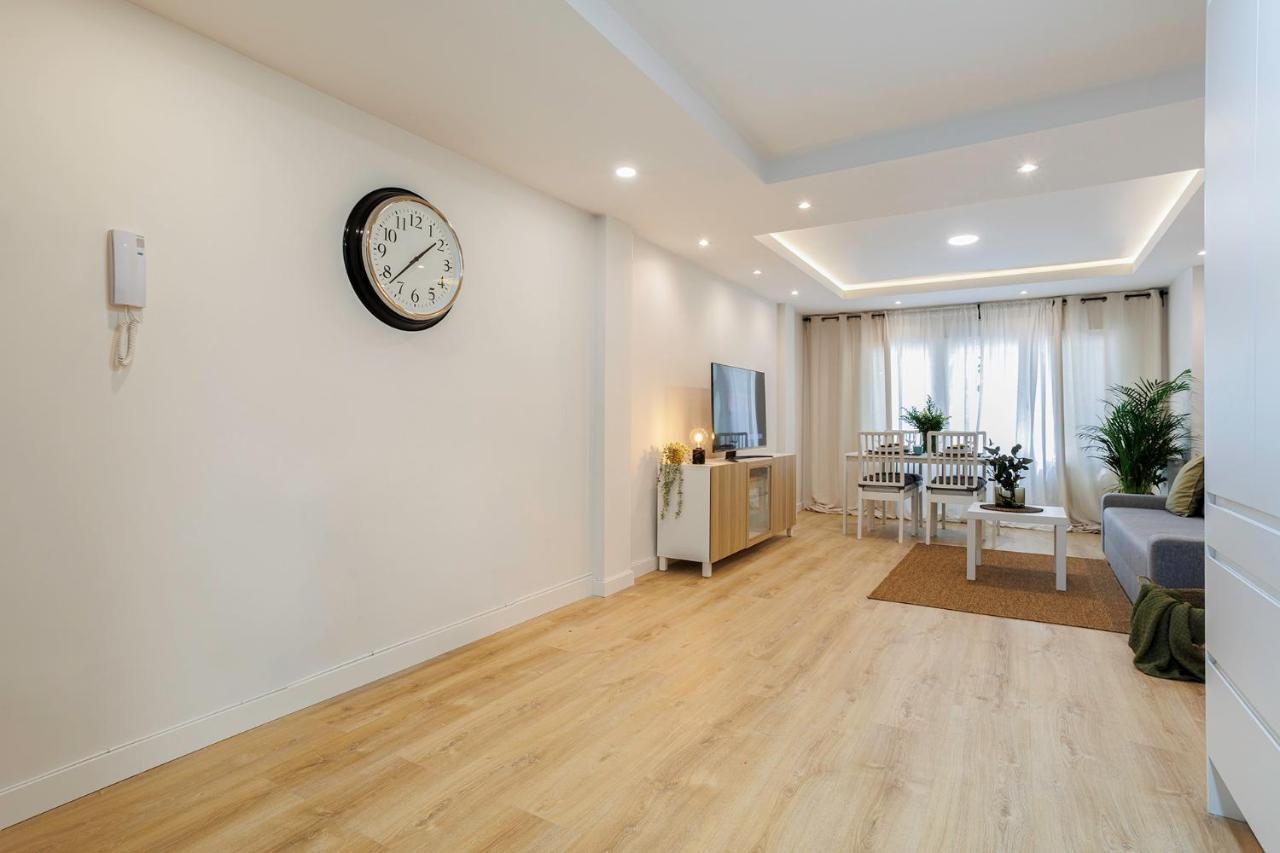 Genesis Apartment In Мадрид Экстерьер фото